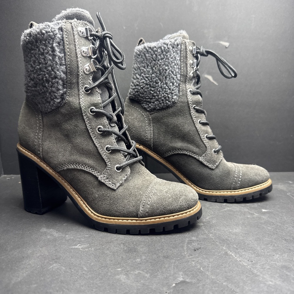Nine West Women's Perry Boot Size 6.5 Block Heel Lace Up Combat Faux Fur Gray